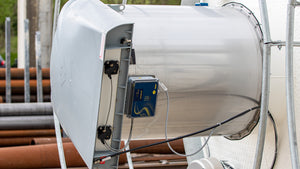 Dust separated from the air, due to the special PolyPleat filter elements, drops back into the silo after an integrated automatic reverse air jet cleaning system, placed in the weather protection cover, has removed it from the filter elements